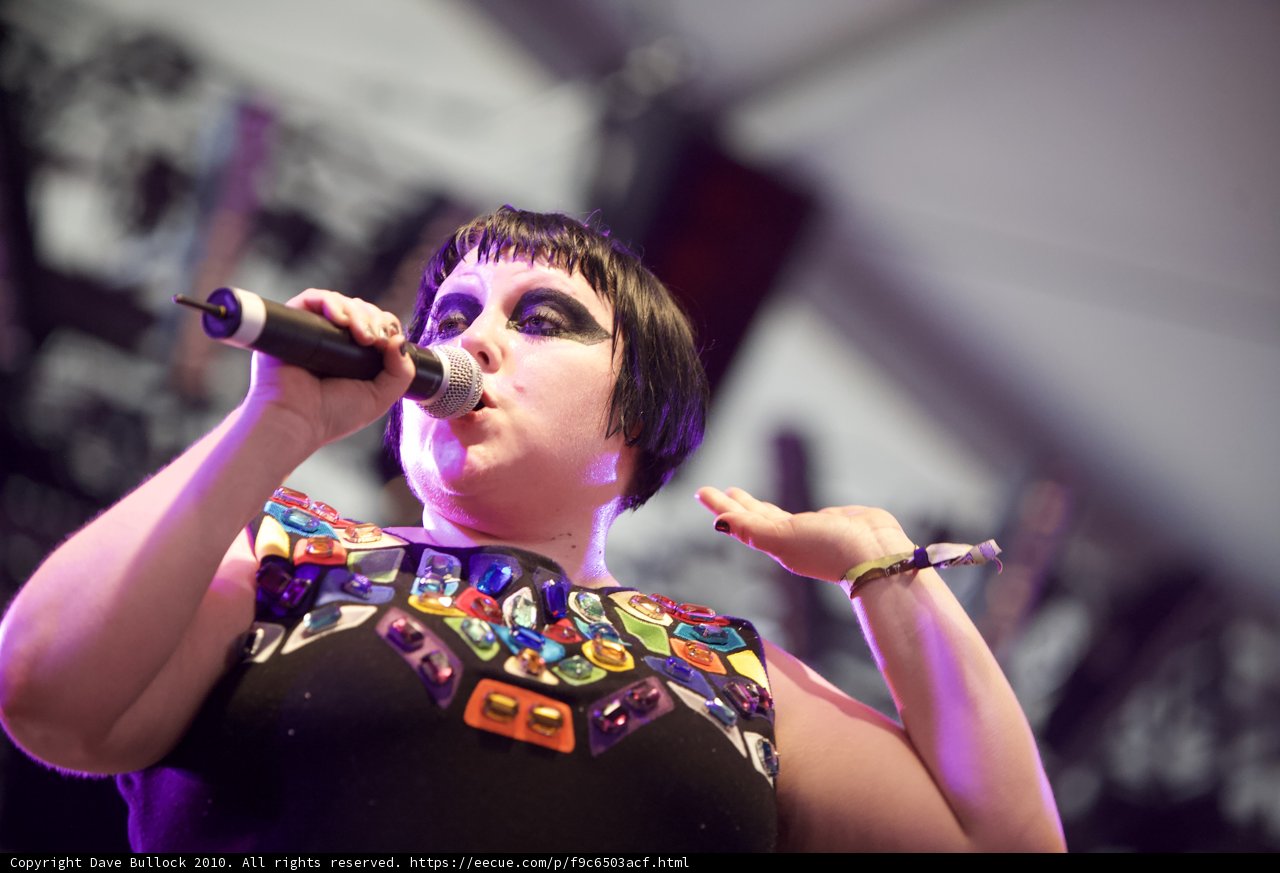 Beth Ditto electrifies Coachella stage with solo performance