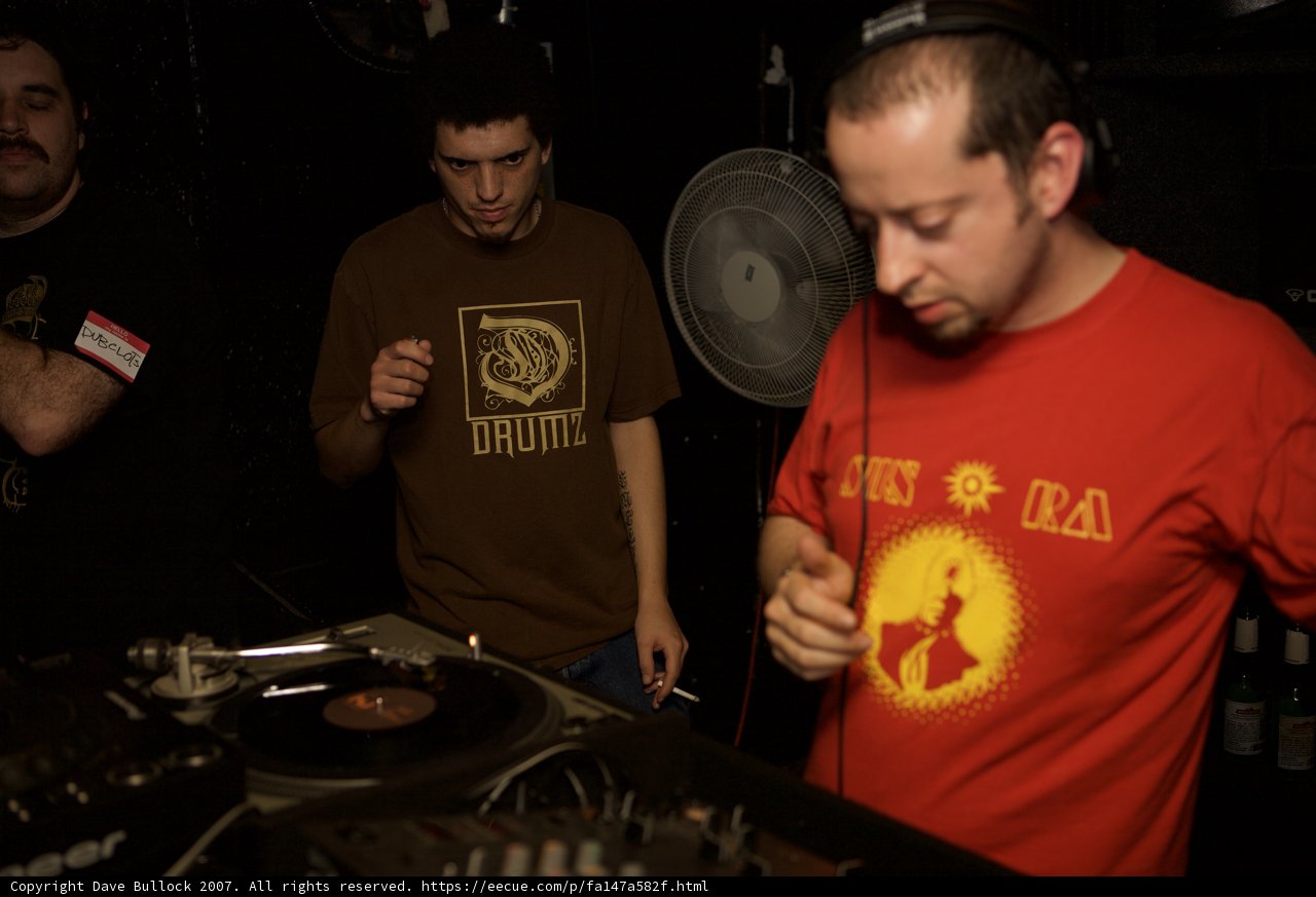 Red Shirt DJ