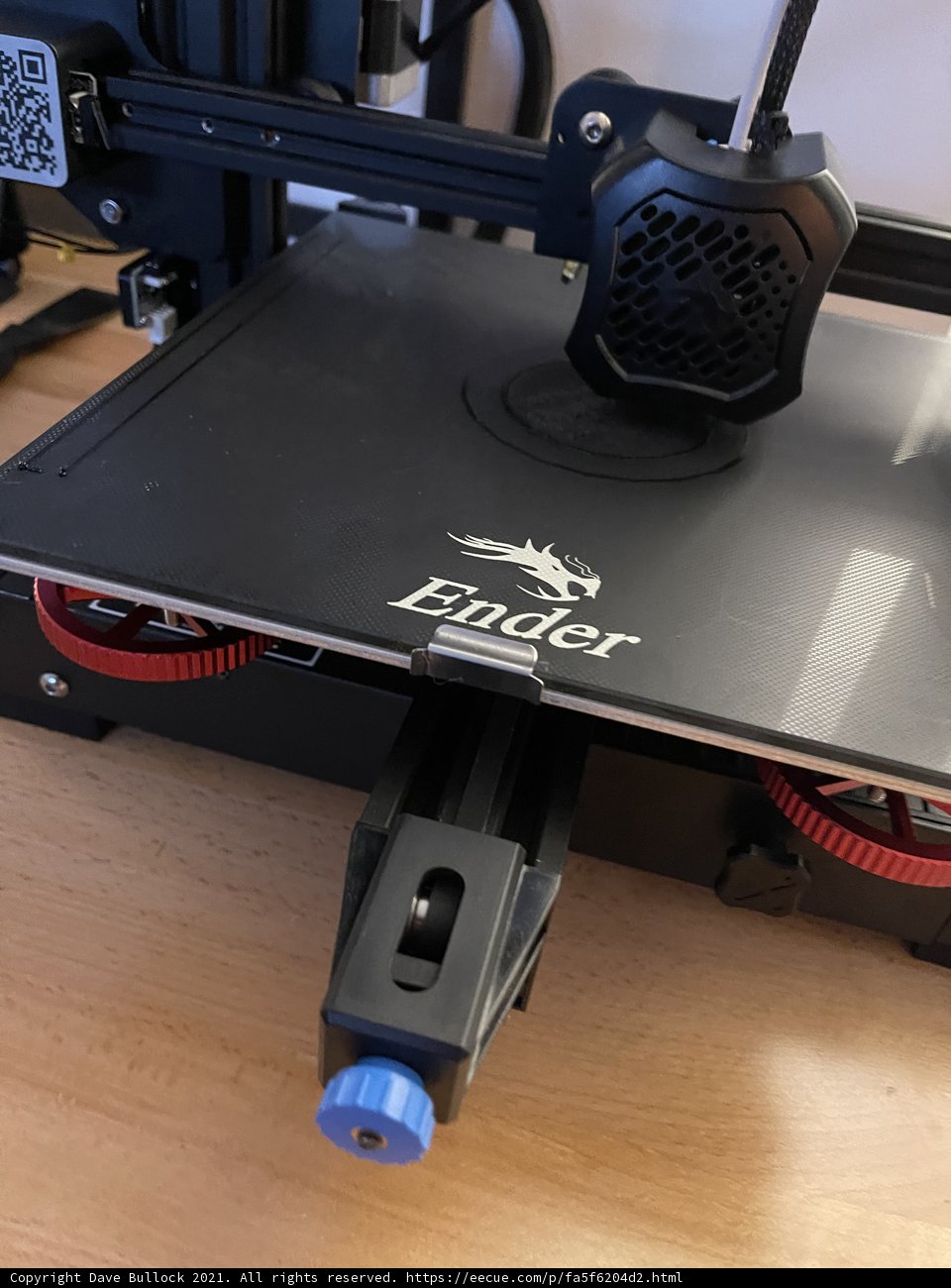 The e3d v6 3D Printer Takes Center Stage on a Designer Desk