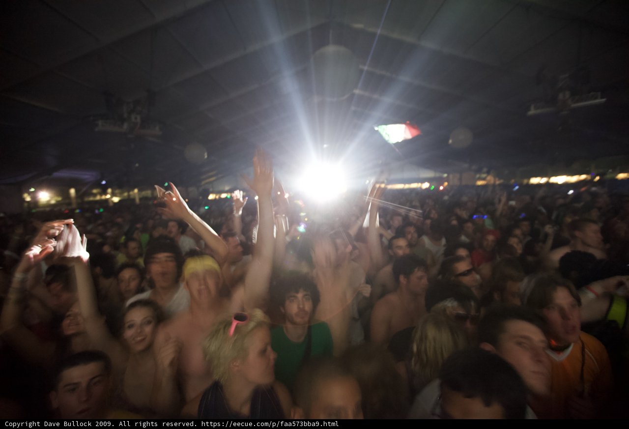 Coachella 2009 Crowd Goes Wild