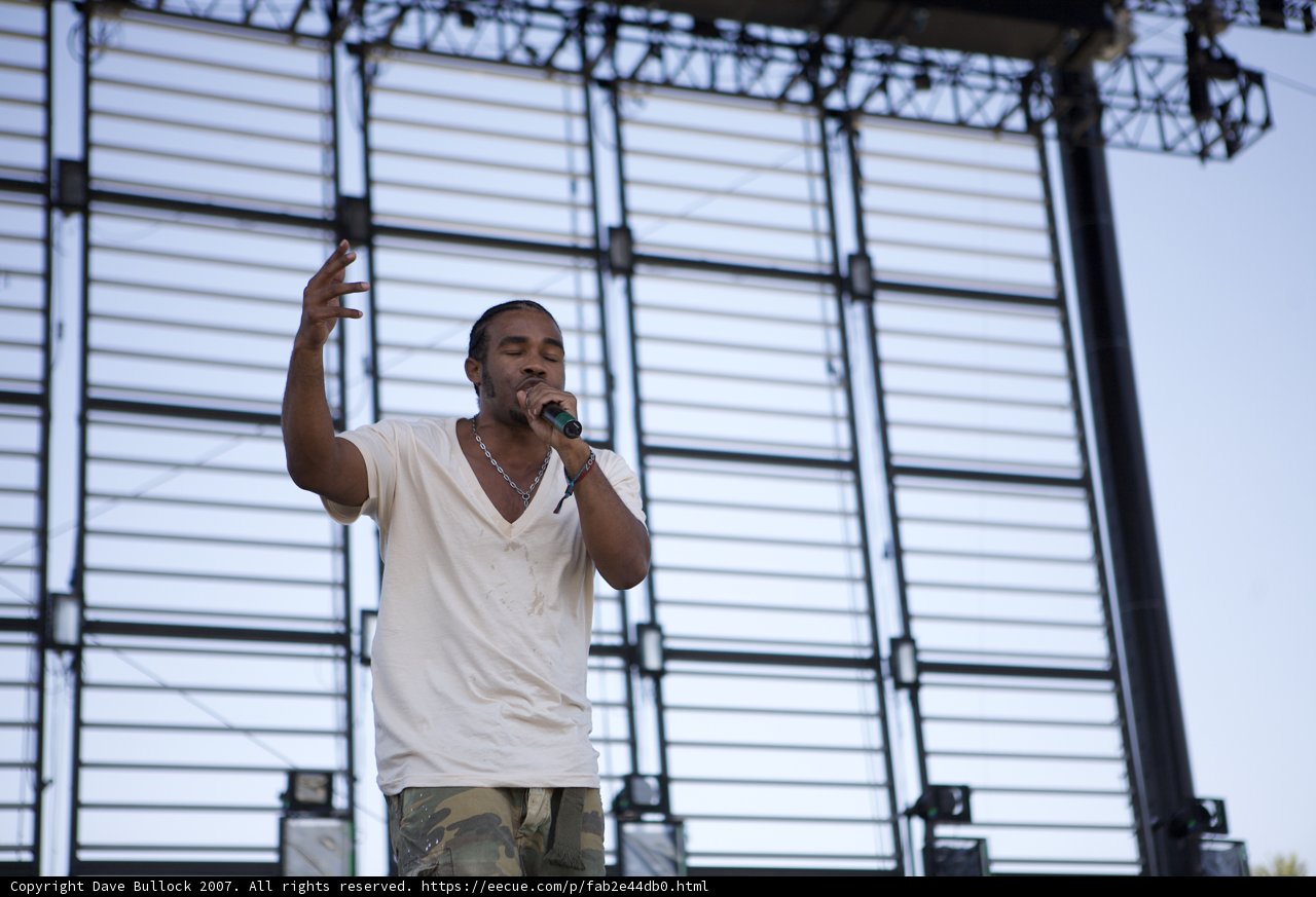 Pharoahe Monch's Electrifying Solo Performance