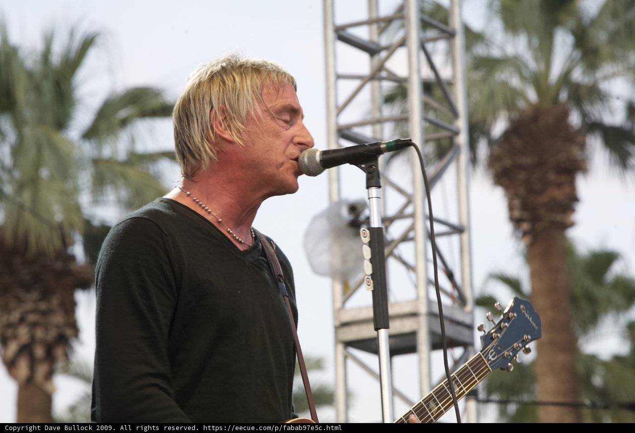 Paul Weller bringing tunes to life at Coachella 2009