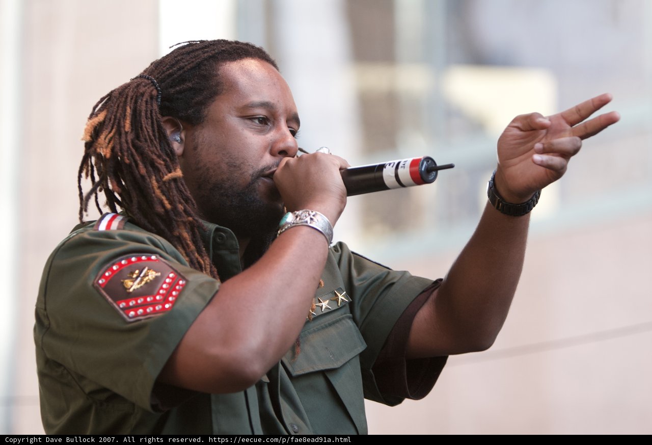 The Green Shirted Performer
