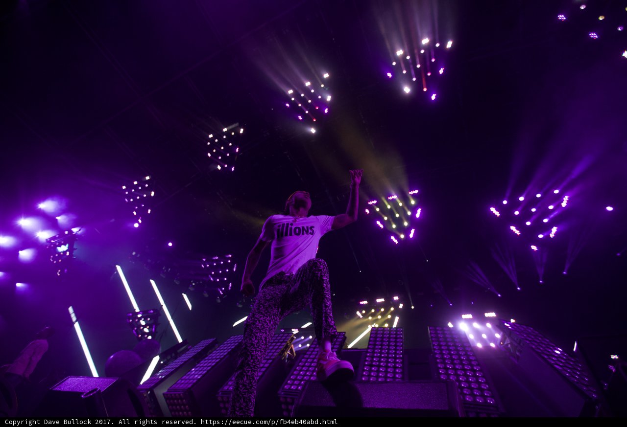 Purple Spotlight Performance