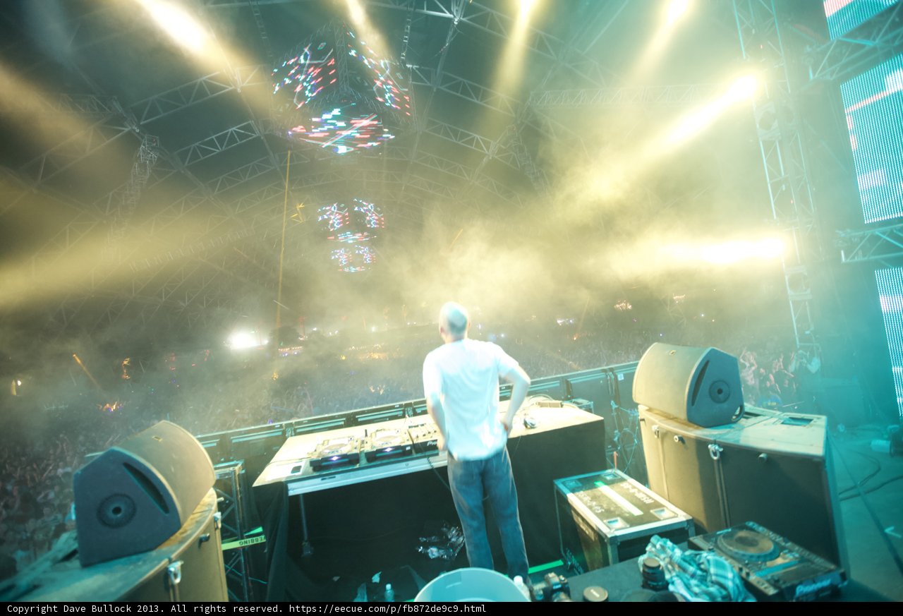 Stage Spotlight on the Deejay