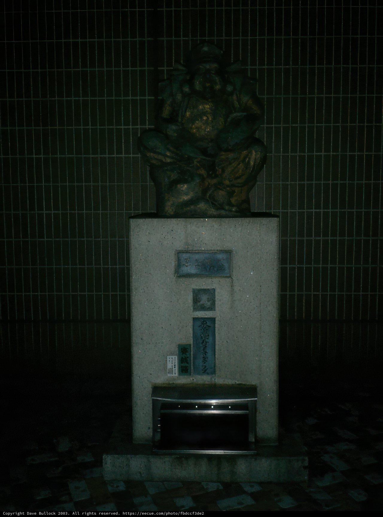 The Statue's Perch