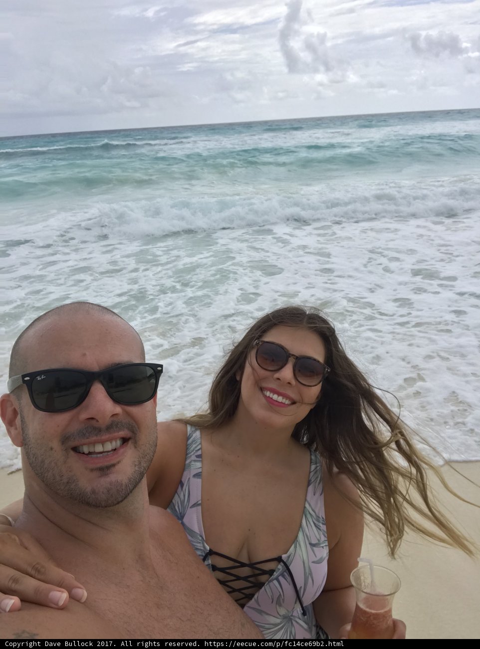 Beach Selfie Buddies
