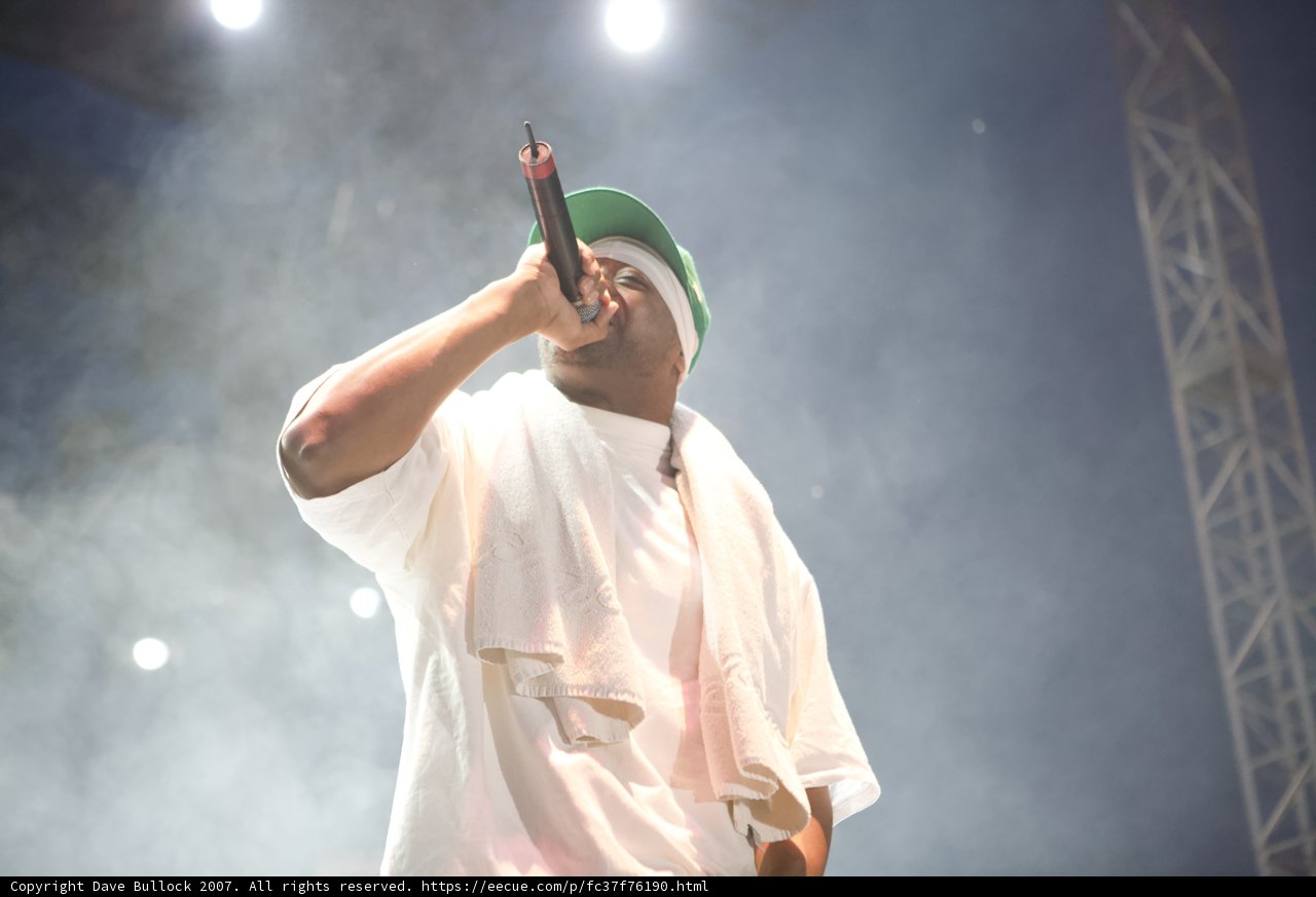 Solo Performance Under the Lights