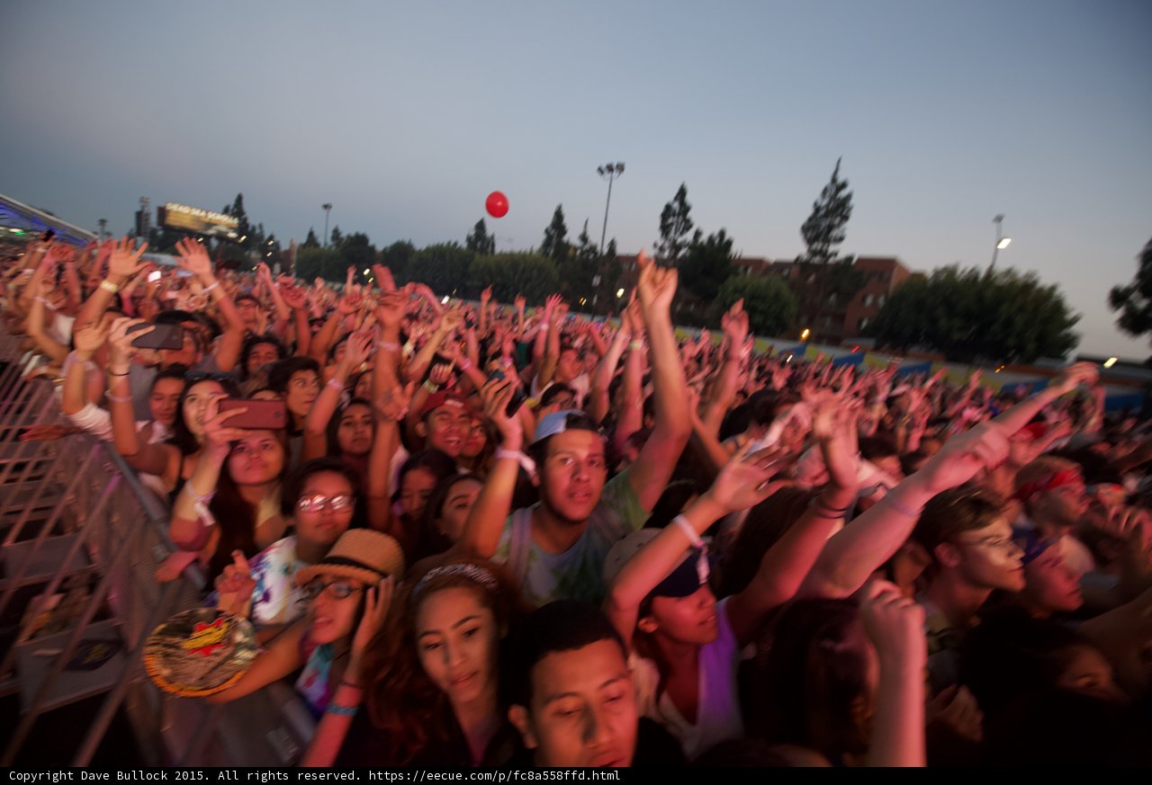 Barricade Crowd Red Balloon