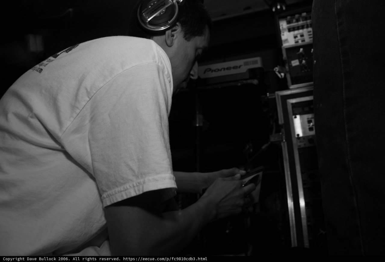 Headphone Groove
