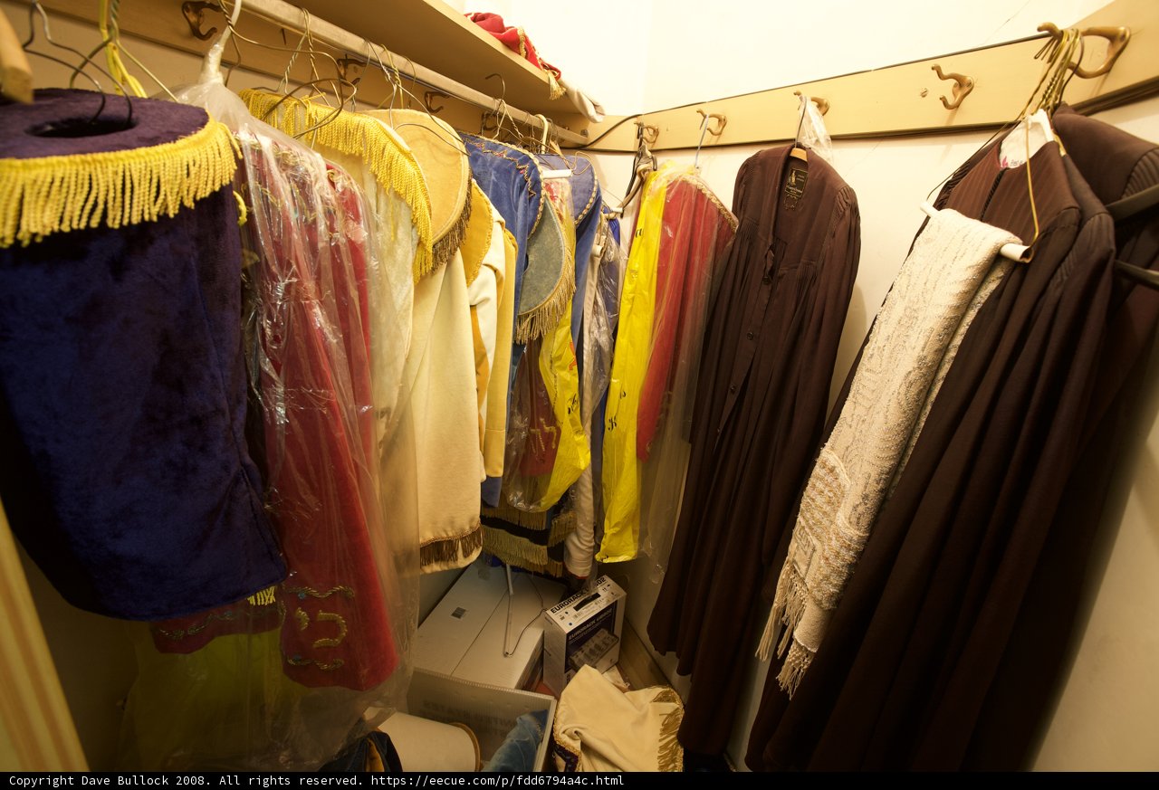 Wilshire Temple Boutique Closet