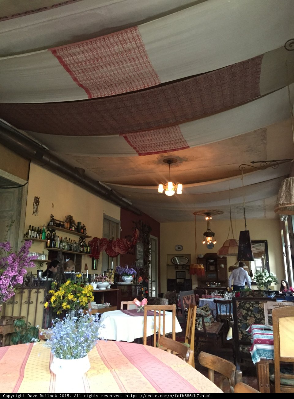 Charming Georgian Restaurant Interior