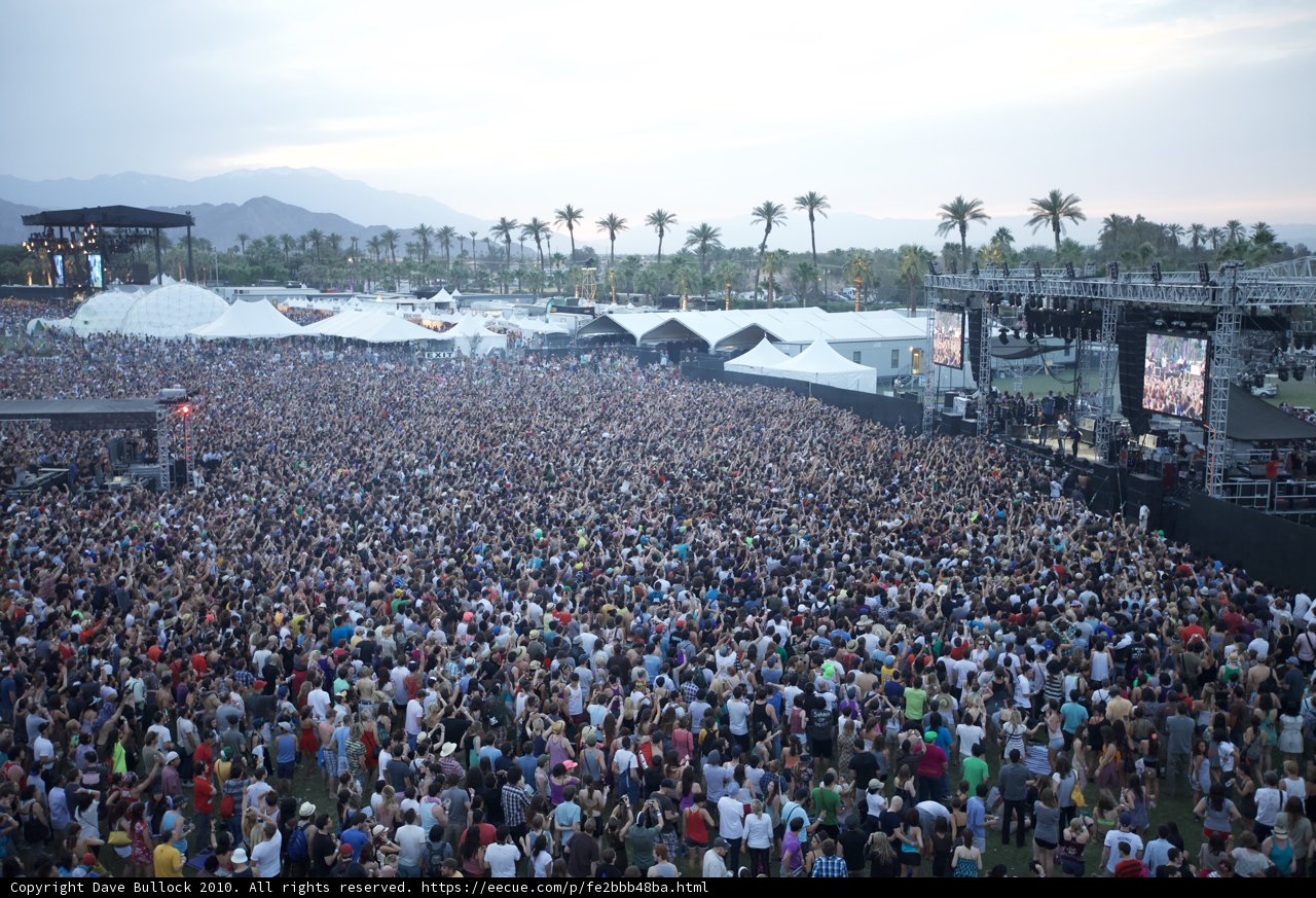 Coachella Sunday Concert Crowd