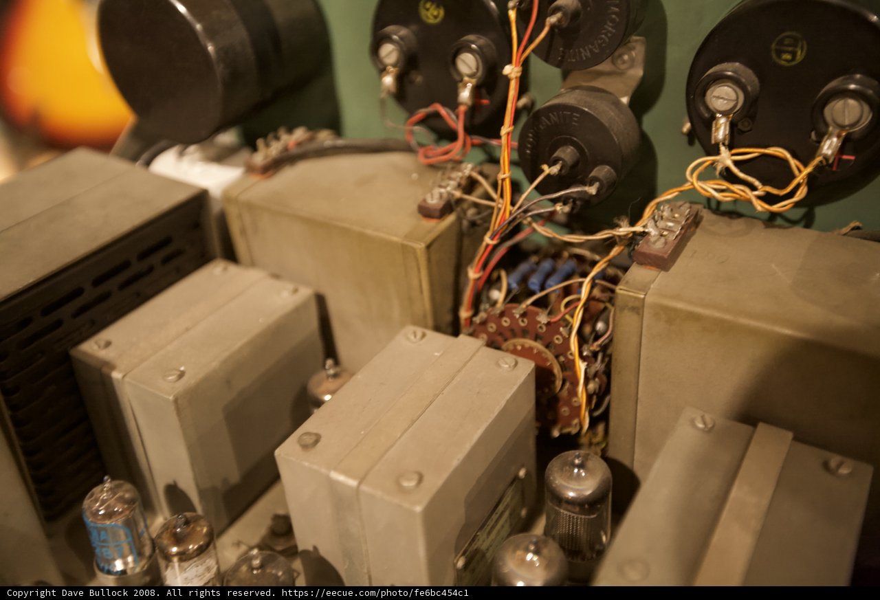 Retro Electrical Wireless Device
