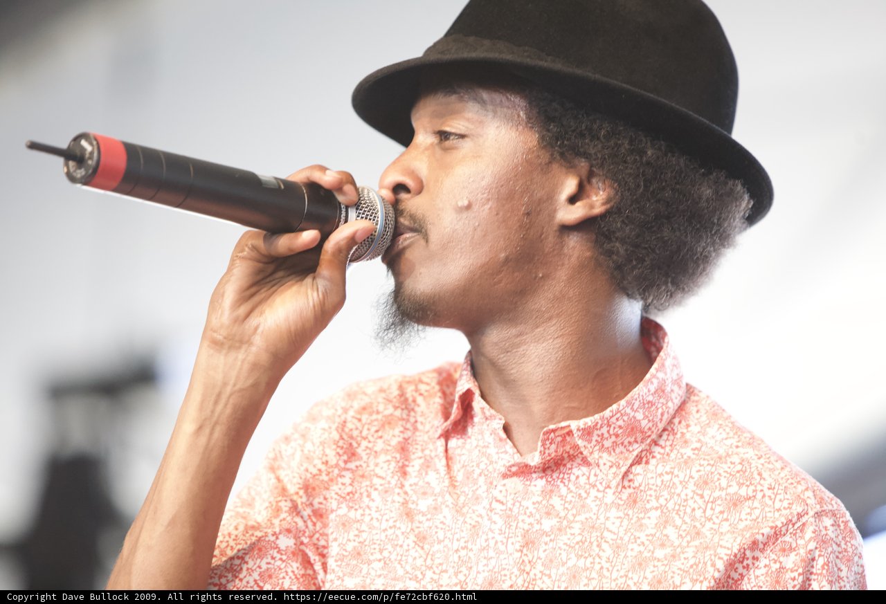 K'naan Warsame Performs at Coachella 2009