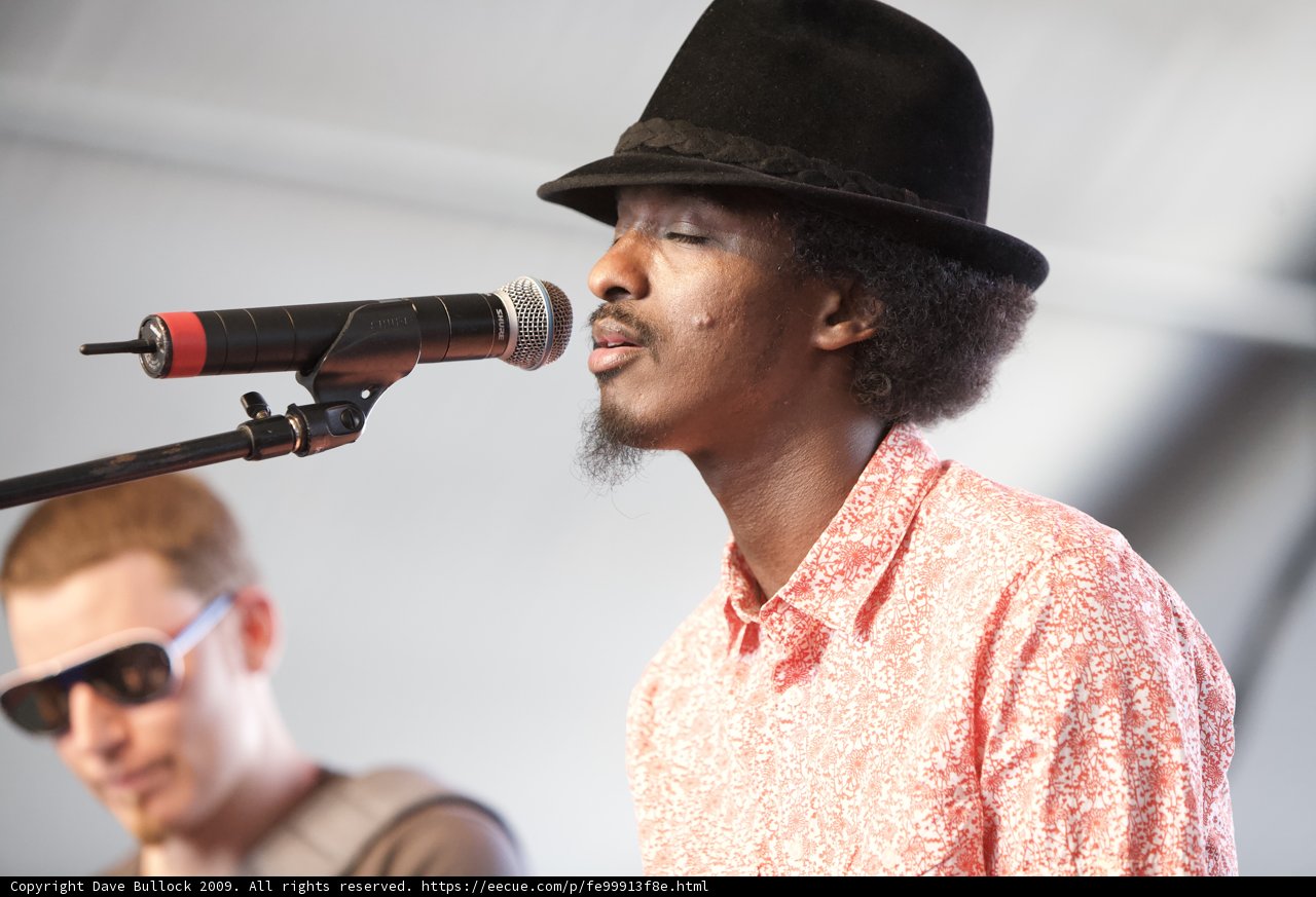 K'naan Warsame's Solo Performance at Coachella 2009