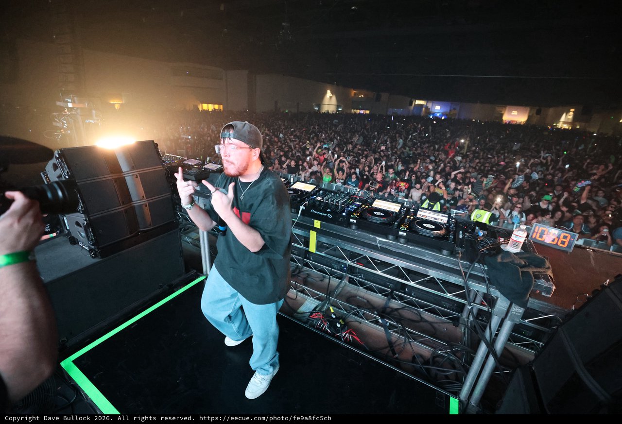 DJ Performer Commands Massive Crowd at Wobbleland 2026
