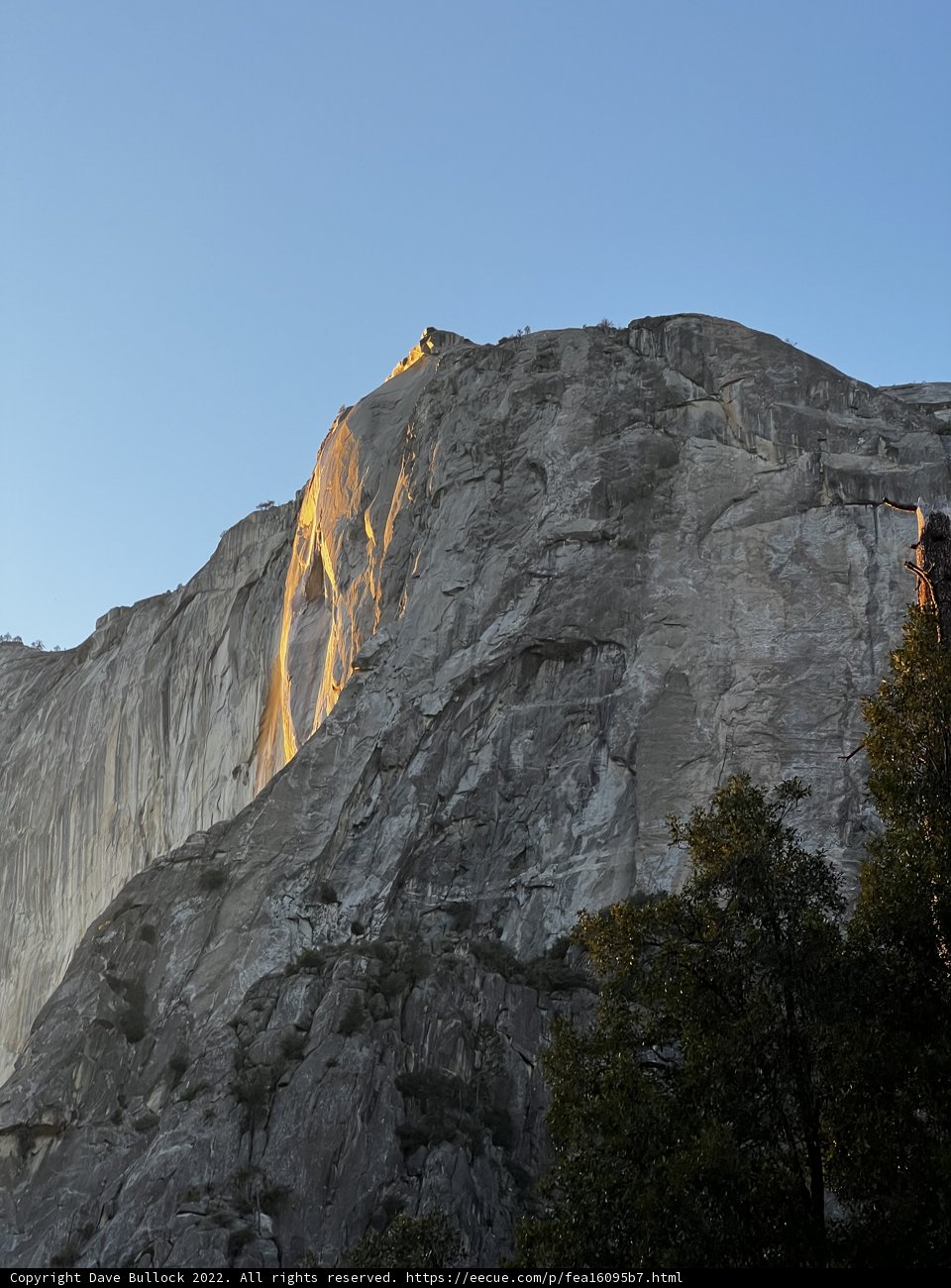 Glowing Beauty of the Yosemite Mountain