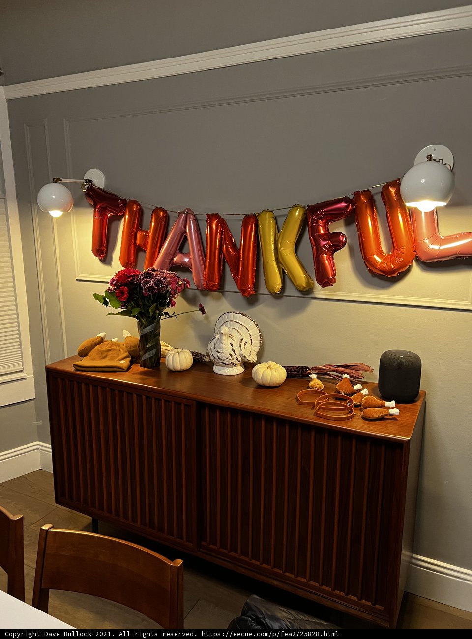 Thanksgiving Table Decor