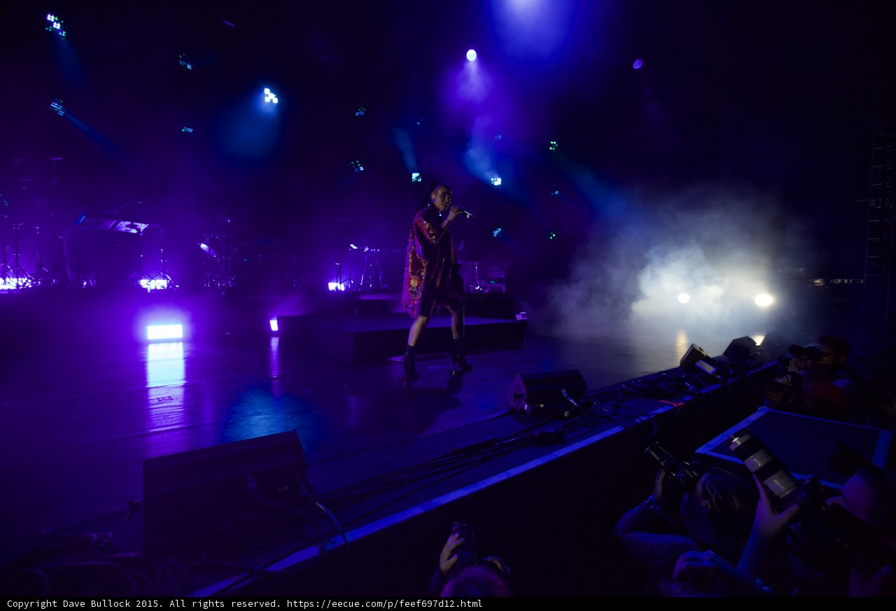 FKA twigs Wide Stage Photo Pit Angle Photographers Cameras Crowd Blue Purple Lighting Kimono Heavy White Haze Professional Production