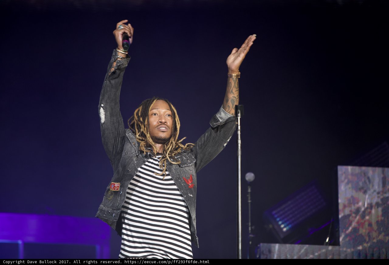 Wiz Khalifa lights up the O2 Arena in London