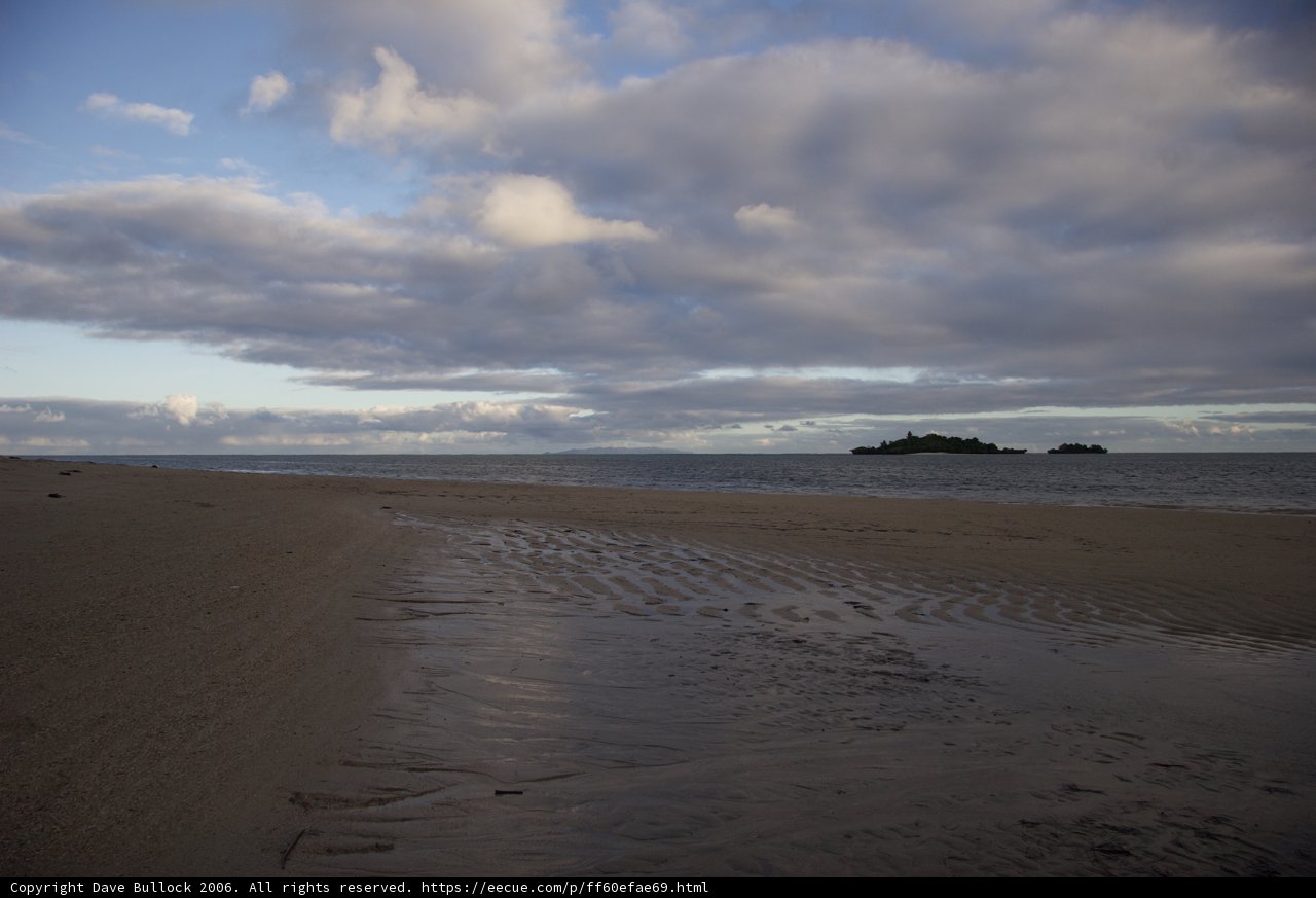 Serene Beach Horizon