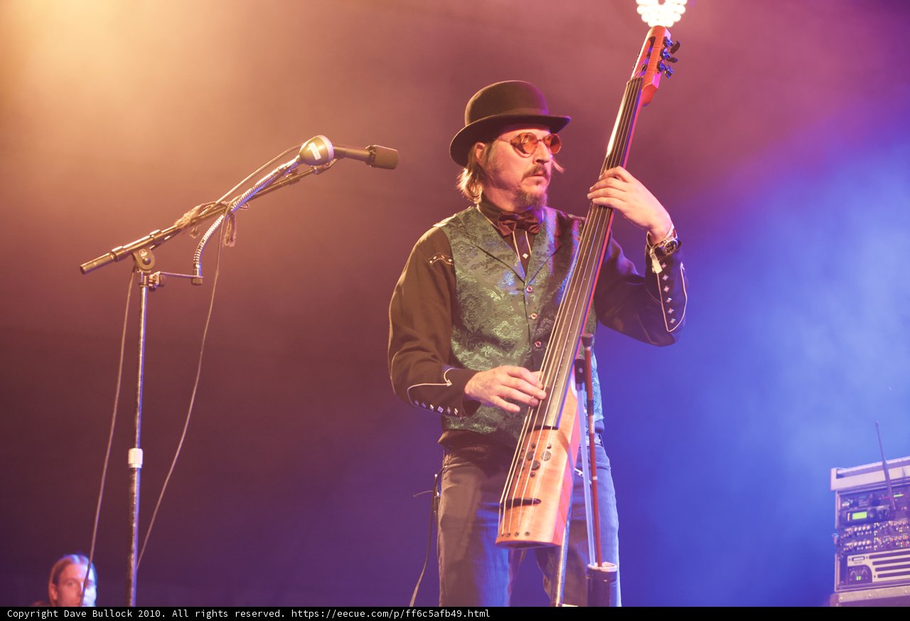 Grooving with the Bass