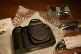 Unboxing the Canon EOS 5D Mark II