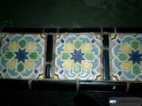 Colorful Tiles on a Monochromatic Floor