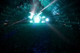 Spotlight on the Rock Concert Crowd