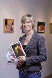 Art, Jewelry, and a Good Read