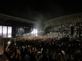 Lights up and phones out