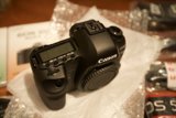Unboxing the Canon EOS 6D Mark II Camera