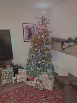 Festive Christmas Tree in Cozy Living Room