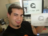 QSV Sign Pose