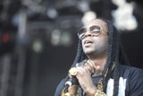 2 Chainz Rocks the Stage in Shades and Dreads