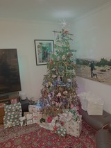 Christmas Morning Tree with Wrapped Gifts