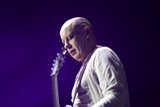 Shannon Moore Rocks Coachella with His Guitar