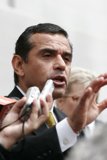 Antonio Villaraigosa Addresses Crowd During School Walkout