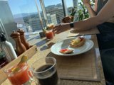 Brunchin' at a Los Angeles café