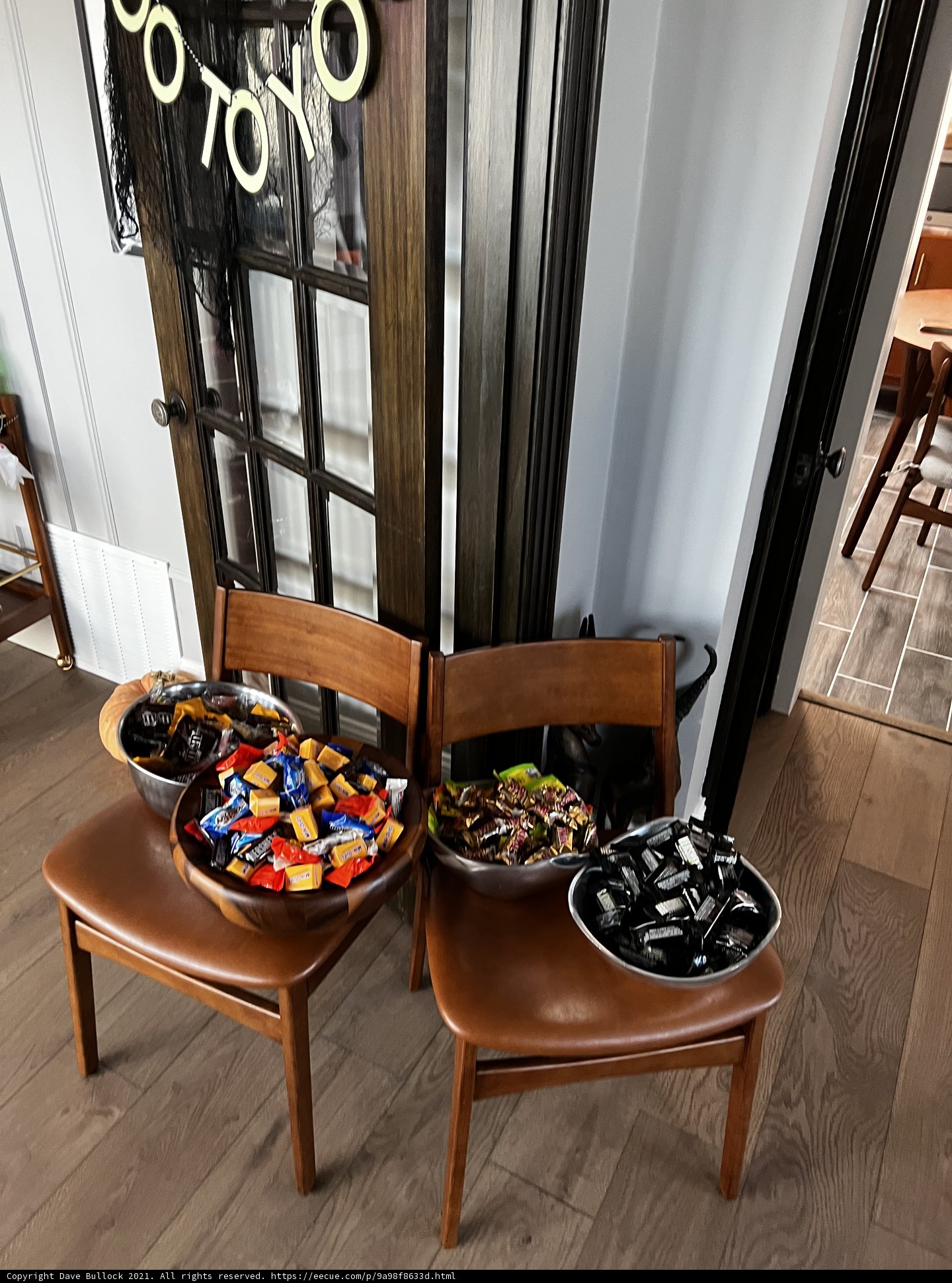 Spooky Sweet Treats Table