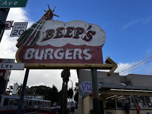 Biting into San Fran's Best Burgers