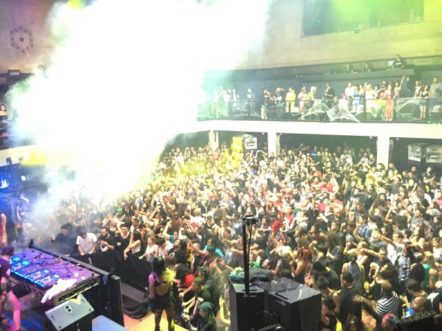 Smoke-filled Nightlife Concert in LA