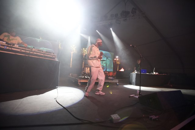 White-clad musician rocks Coachella stage