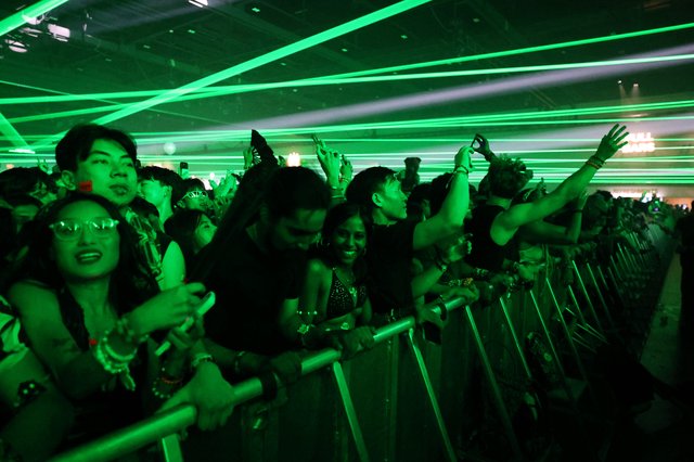 Electric Green Laser Light Show at Wobbleland 2026