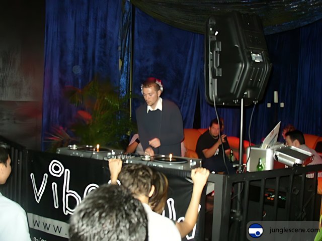 DJ Jeff T Rocks the House at Muse Nightclub