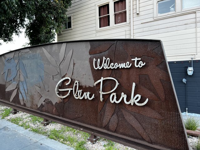 Glen Park Welcome Sign