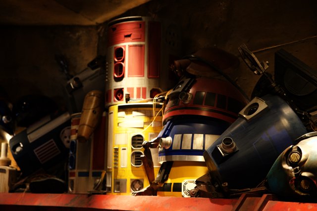 Exploring the Droid Factory at Star Wars Galaxy's Edge