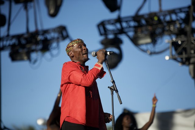 Jimmy Cliff Belting out Hits at Coachella 2012