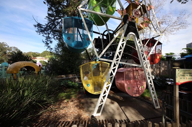 Vintage Ferris Wheel at Abandoned Amusement Park